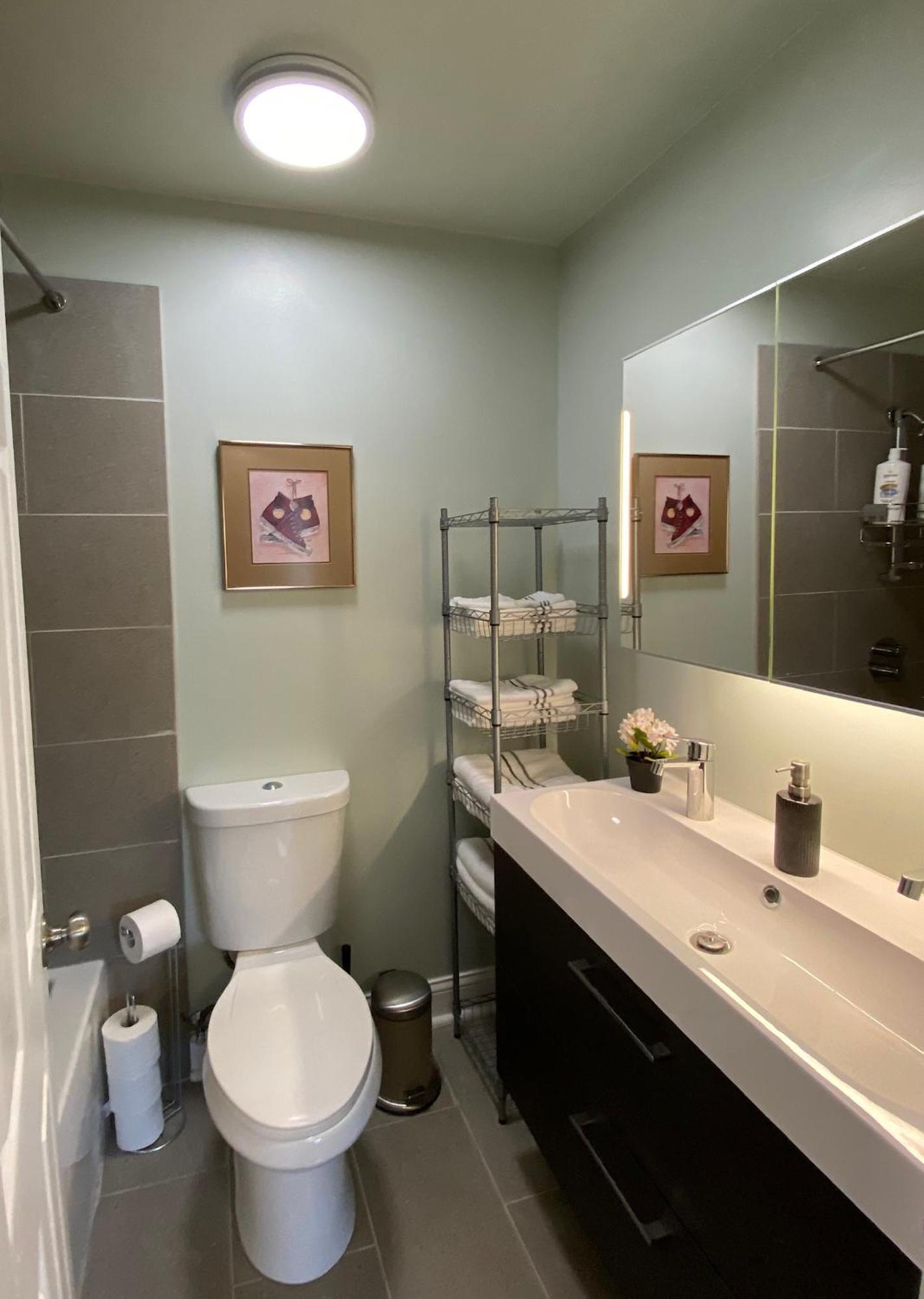 Here It Is! Cool Cape Cod-3 Br-2.5 Bath-12 Guests Olathe Dış mekan fotoğraf
