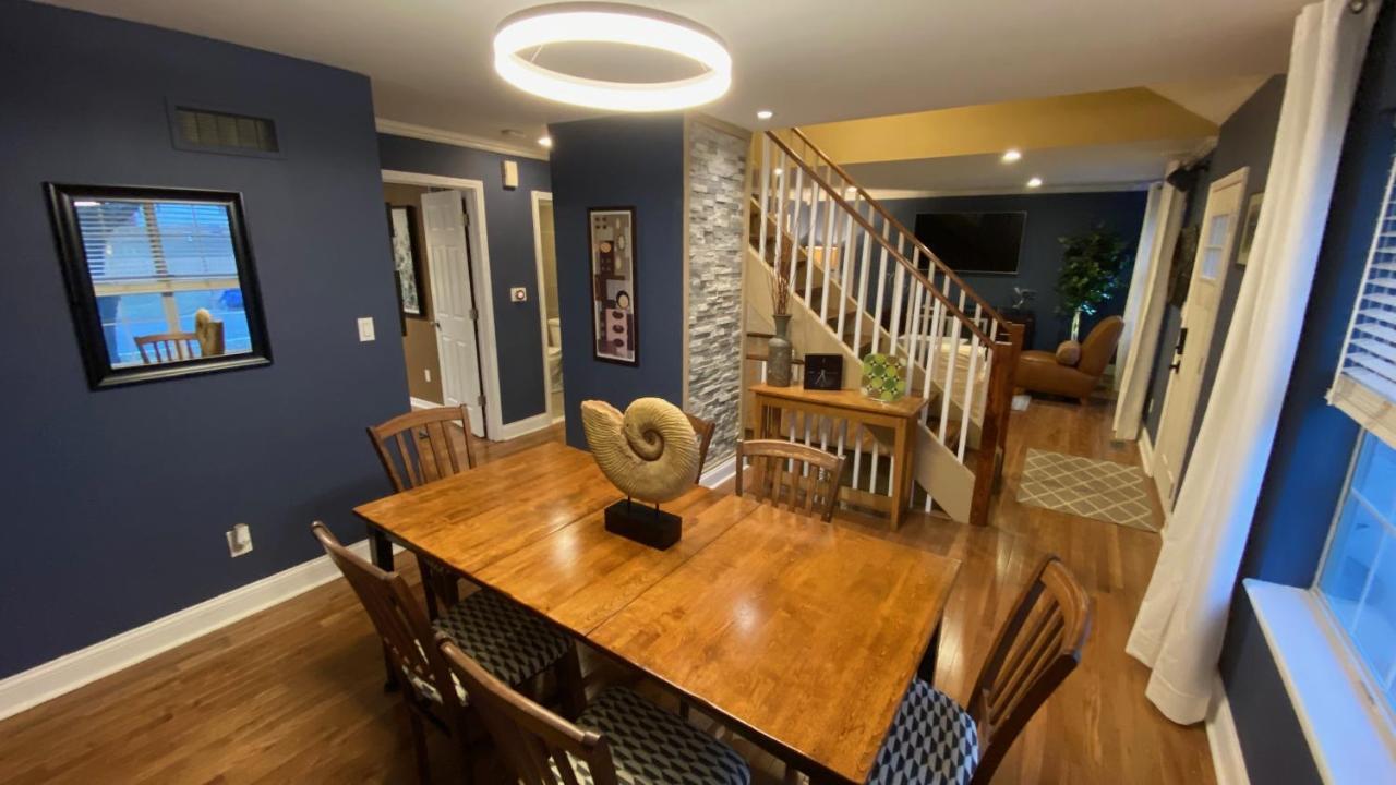 Here It Is! Cool Cape Cod-3 Br-2.5 Bath-12 Guests Olathe Dış mekan fotoğraf