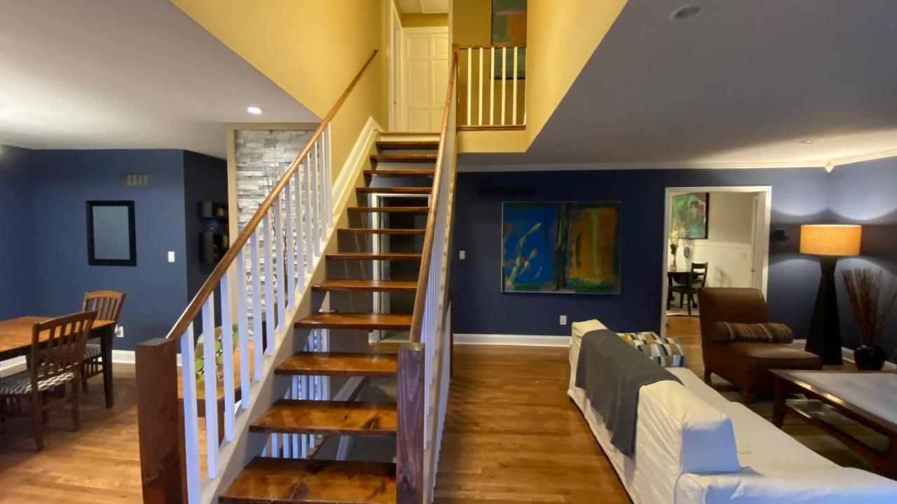 Here It Is! Cool Cape Cod-3 Br-2.5 Bath-12 Guests Olathe Dış mekan fotoğraf