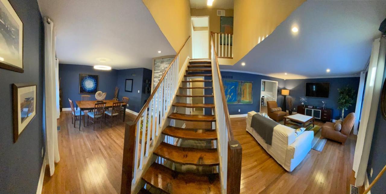 Here It Is! Cool Cape Cod-3 Br-2.5 Bath-12 Guests Olathe Dış mekan fotoğraf